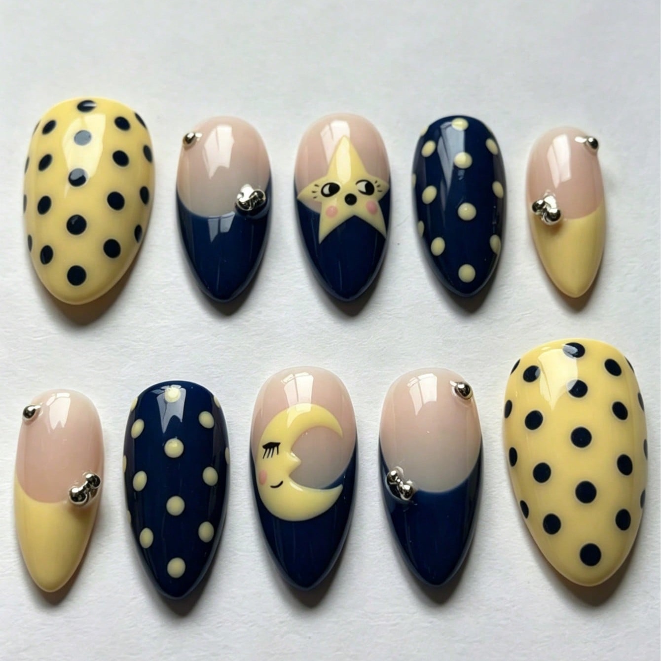 10Pcs Viral Kawaii Star Moon P - Nail Art Maroon recension och pris